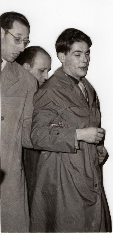 Ritaglio della sagoma di Francesco Virdis tra gli inquirenti