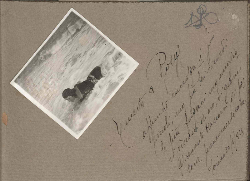 Prima pagina di un album fotografico di Rosa Vercesi