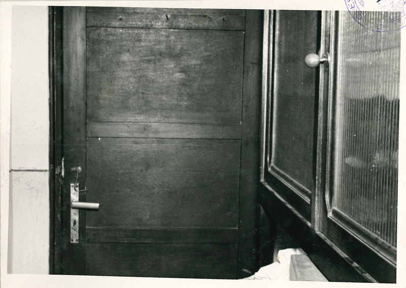 La porta del gabinetto nell’abitazione della famiglia Perseghin-Birro