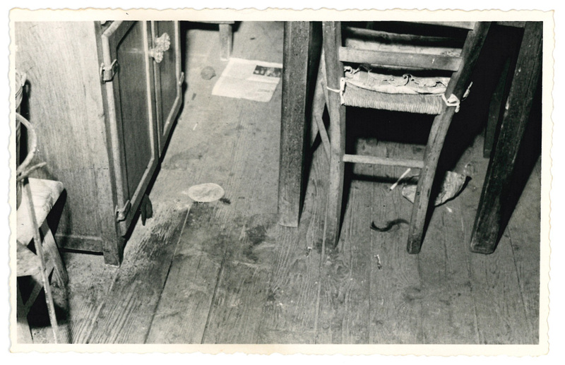 Dettaglio della cucina di Angela Romele dove si è svolto il crimine