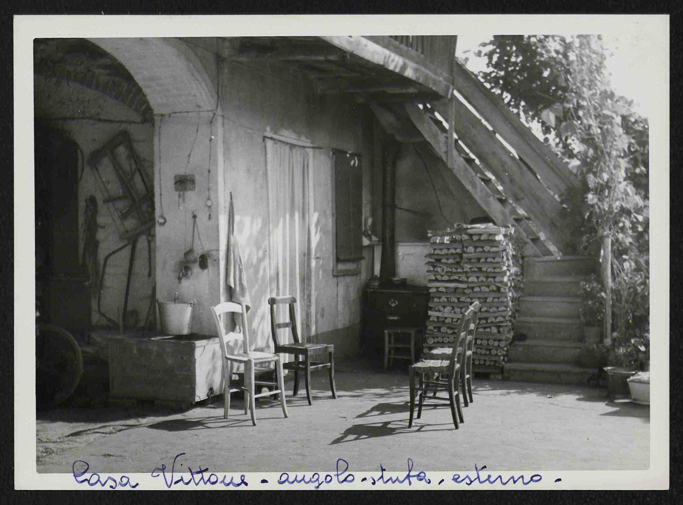 L'esterno della cascina della famiglia Vittone