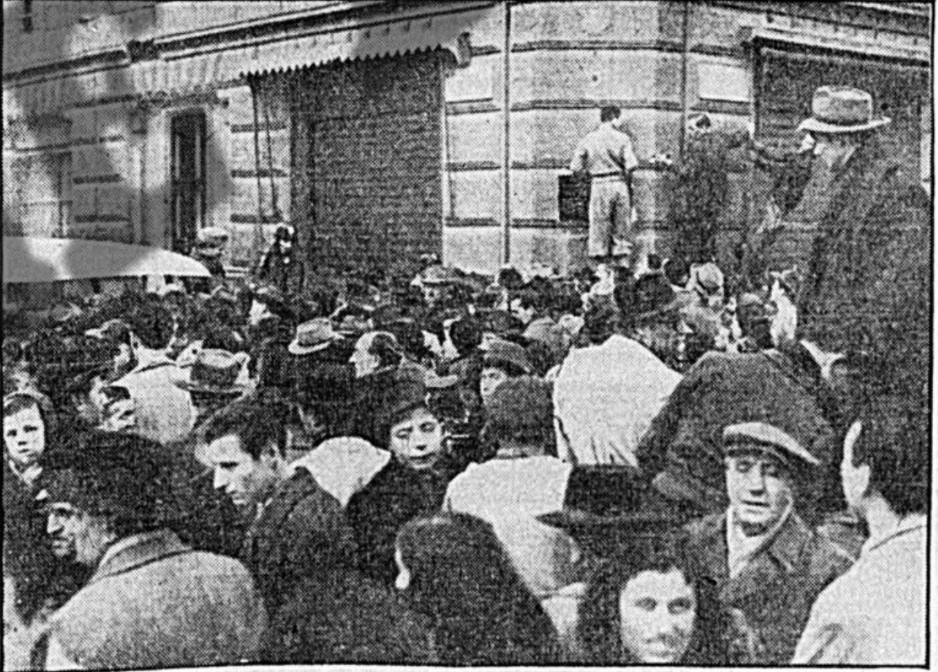 Cdi-1946-12-03-pom-p1-folla