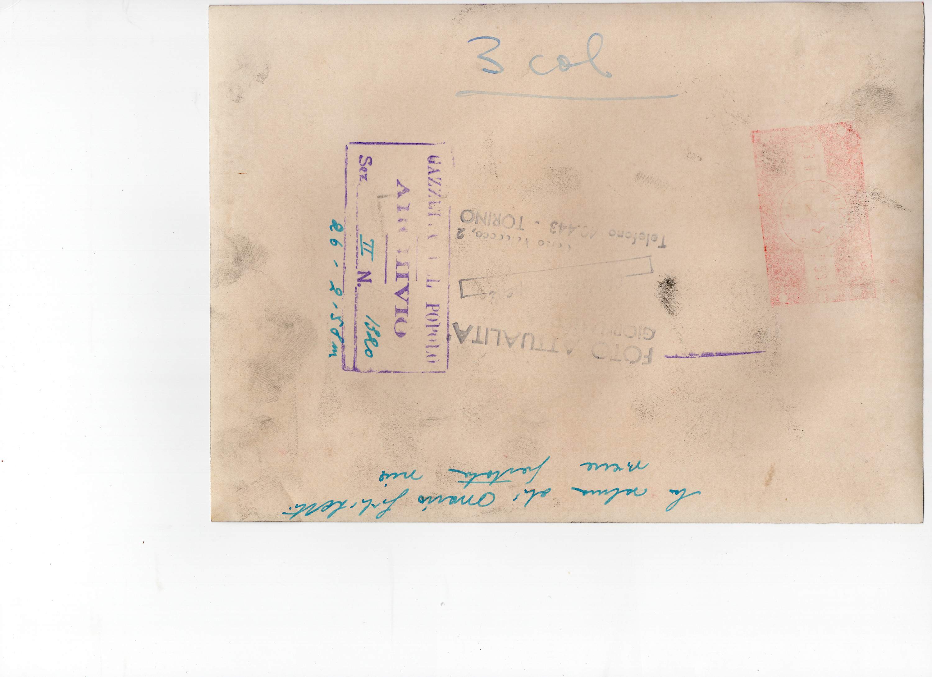 La salma di Mario Giliberti viene portata in obitorio