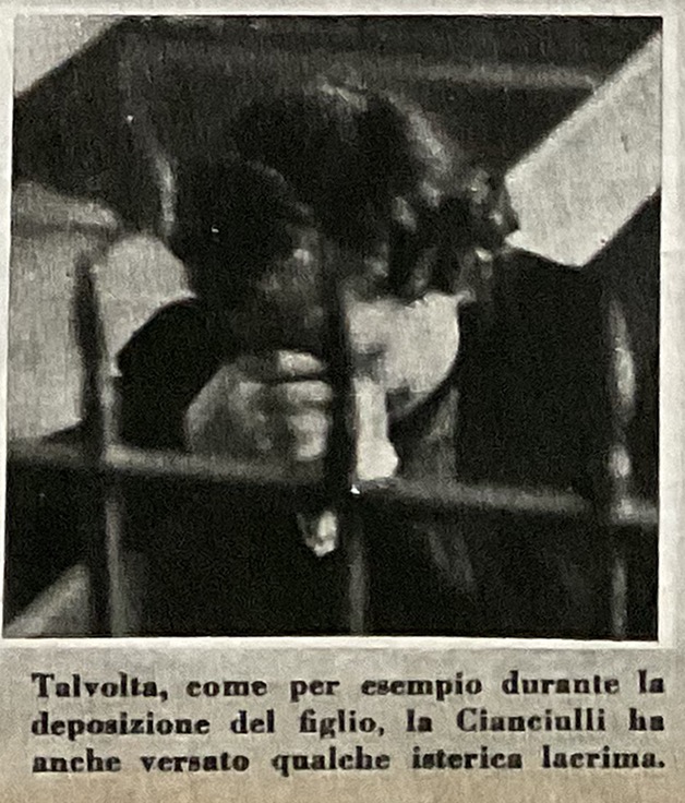 Leonarda Cianciulli che versa