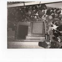 Il pubblico del processo Chiabodo si accalca sulle scale del tribunale in attesa di entrare in aula