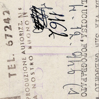 Giuseppe Ricciardi fotografato sul luogo dell’uccisione della moglie e dei figli